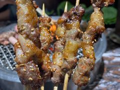 -啊美丽炭火烤肉(滑翔一店)