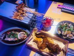 -燥次·烧烤酒场(万象城店)