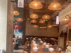 大堂-炉小二铜锅牛蛙•川湘菜(三里屯店)