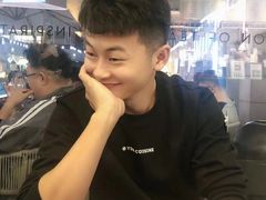 -星巴克臻选(惠州华贸天地1楼店)