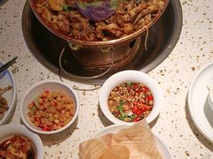 -老佛爷铜炉蛙锅(东门老街店)