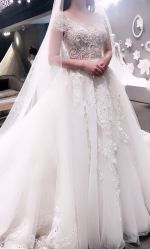 -艾米丽婚纱礼服