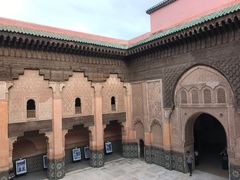 -阿里·本·优素福神学院
