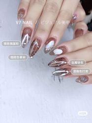 -Pink You美甲洗眉纹绣定制中心