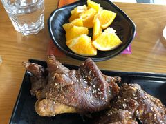 烤猪蹄-二旗里烧烤·烤羊排(龙域店)