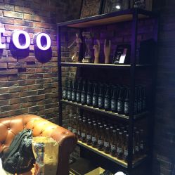 -鳌首刺青纹身 穿孔饰品店