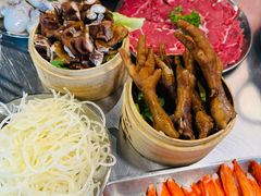 -鹿鸣山草本茶香火锅(园西路店)