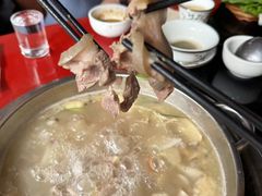 -老石黑山羊毛驴肉火锅(金凯广场店)