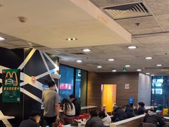 -麦当劳(田林好又多店)