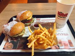 -The Habit Burger Grill 哈比特汉堡(复兴soho店)