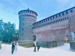-斯福尔扎古堡