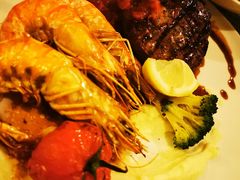 -WOLFGANG PUCK KITCHEN & BAR(迪士尼小镇店)