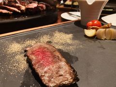 -恰餐厅及酒吧 CHAR Bar & Grill (北京丽都皇冠假日店)