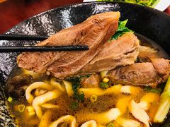 -尊品原汁牛肉面