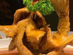 糖醋鲤鱼-闫府私房菜·百年鲁菜(恒隆店)