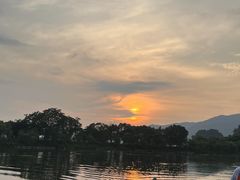 -星湖旅游景区七星岩