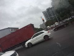 -上海市江桥批发市场经营管理有限公司-停车场