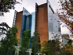 -中国华电集团公司四川公司办公大楼