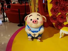 -梅龙镇广场