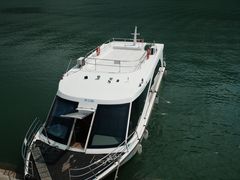 -千岛湖希尔顿休闲艇俱乐部