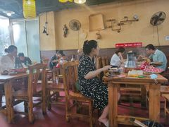 大堂-东镇老火锅(长春路首店)