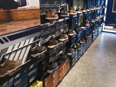 -SKECHERS 斯凯奇(上海国际时尚中心店)