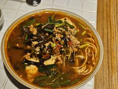 -粉八·云南米线·建水烧烤(常熟路店)