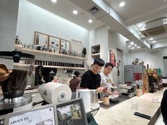 -玫瑰咖啡(中山六路店)