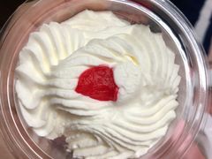 -红宝石·鲜奶小方·海派西点房(万航店)