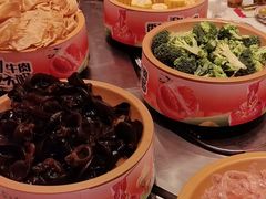 -龍歌自助小火锅(市南金茂湾店)