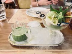 -Mark&Mars Restaurant
