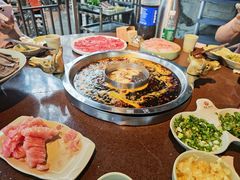 -巴倒烫陆派火锅山庄(南山总店)