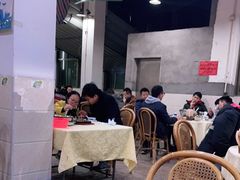 大堂-标记美食新鲜猪杂(兴南大道店)