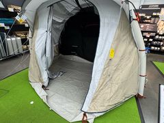 -迪卡侬(金龙湖店)