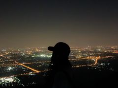 -鬼笑石后山停车场