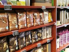 零售区-星巴克臻选(成都宽窄巷子店)