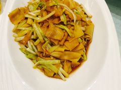 -凤凰园烤鸭店·唐山菜·传承花椒肉(老唐丰路店)
