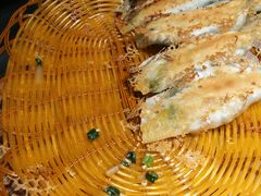 -阿洪锅贴王(小吃城店)