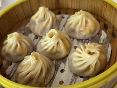 蟹黄小笼包-松鹤楼·非遗·苏帮菜(融科店)