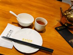 餐具摆设-乐忻皇朝(上海中心大厦店)