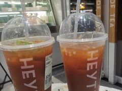 -喜茶(滨江宏岸店)