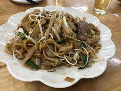 干炒牛河-南记食粥坊·宵夜大排档(岭南分店)