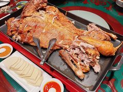蒙古烤全羊-九十九顶毡房(阜石路店)
