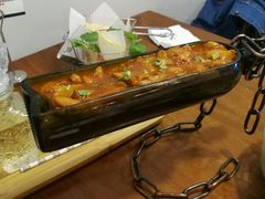 漂浮的红酒瓶-海石湾餐厅·沙画家的店