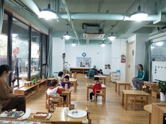 -希溪谷半山街道蒙氏托育(万科公园里校区)