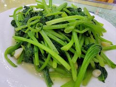 -乡土特色.冷锅鱼.牦牛肉汤锅