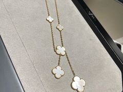 -梵克雅宝(国贸商城店)