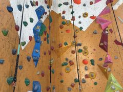 -啸岩馆 Roaring Climbing Gym