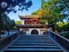 -汇龙潭