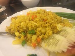 -J Daeng Seafood